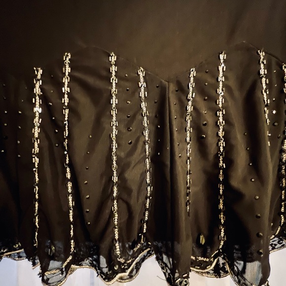 Sparkle and shine in Silver Beaded Black Skirt, Sz 10, Side Zip, Vintage EXPRESS - Picture 3 of 16